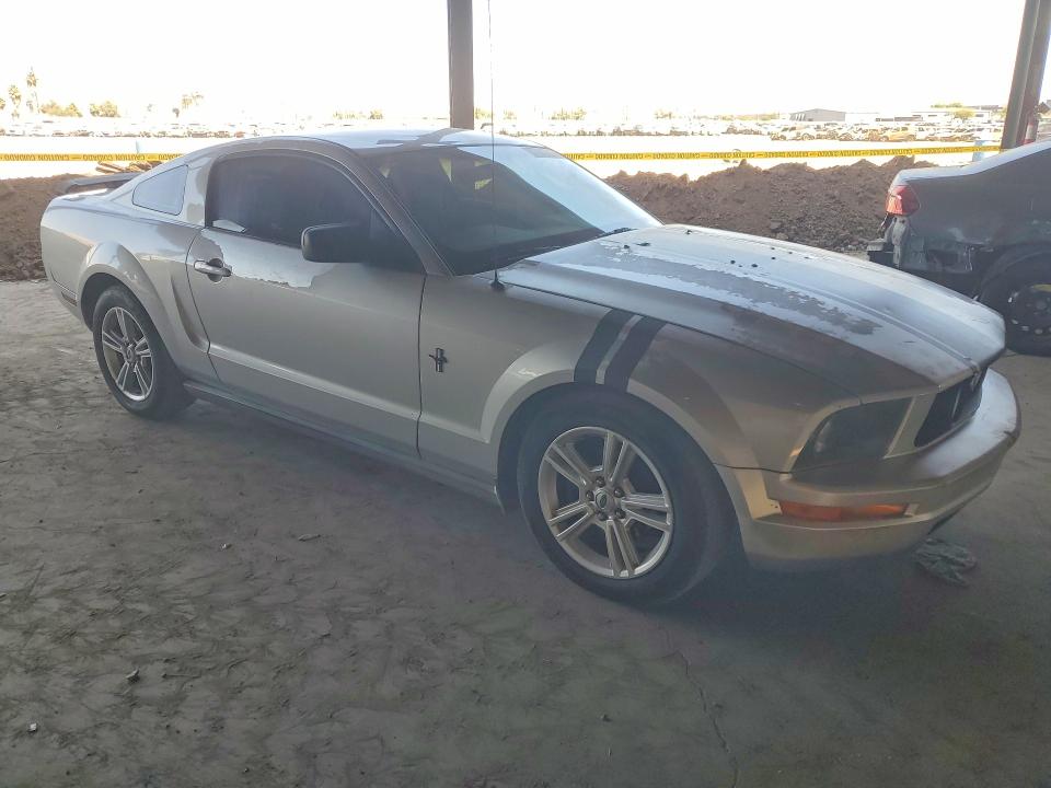 2006 Ford Mustang მანქანა იყიდება აუქციონზე, vin: 1ZVFT80N265236797, აუქციონის ნომერი: 52365986
