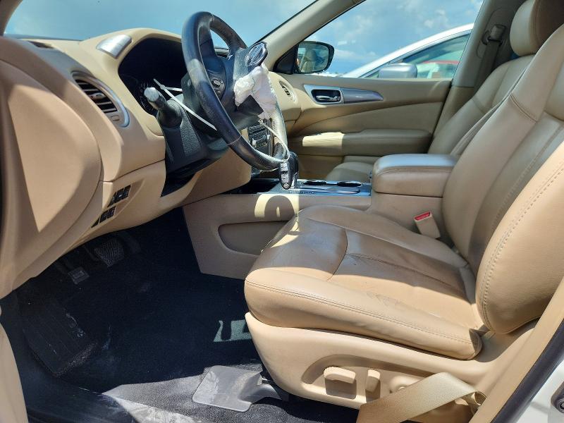 Продажа на аукционе авто 2017 Nissan Pathfinder, vin: 5N1DR2MN0HC620569, номер лота: 54138046