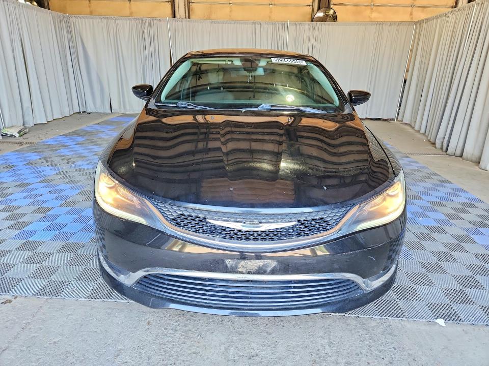 52348546 :رقم المزاد ، 1C3CCCAB9FN649463 vin ، 2015 Chrysler 200 مزاد بيع