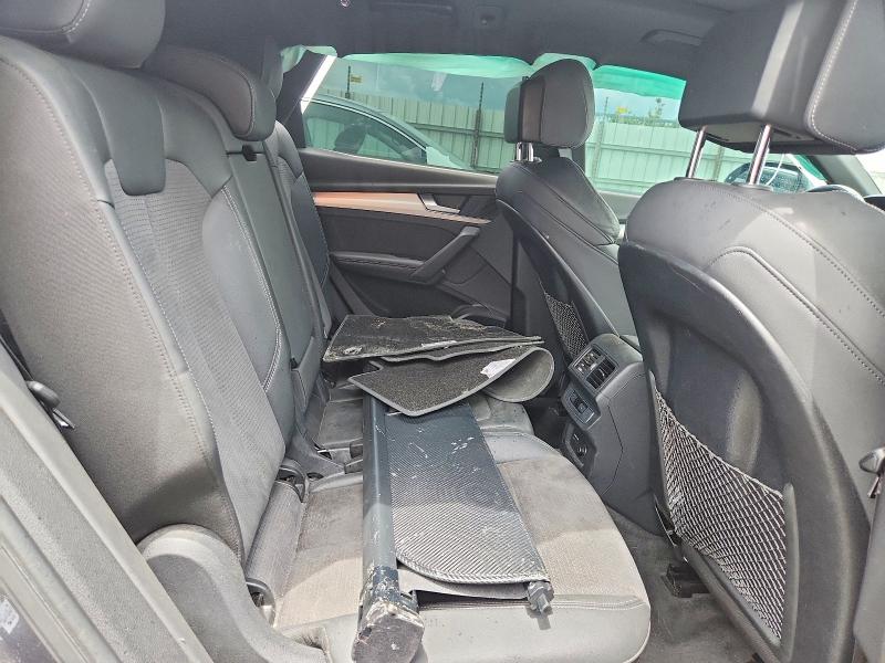 55458016 :رقم المزاد ، WA1E2AFY6N2018219 vin ، 2022 Audi Q5 E مزاد بيع
