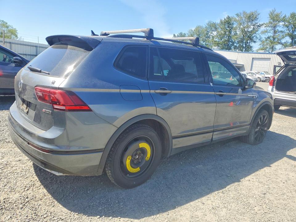 53099386 :رقم المزاد ، 3VV2B7AXXMM094495 vin ، 2021 Volkswagen Tiguan مزاد بيع