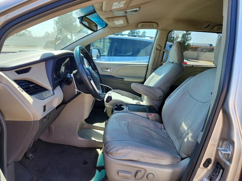 52964166 :رقم المزاد ، 5TDKK3DC6GS715073 vin ، 2016 Toyota Sienna مزاد بيع