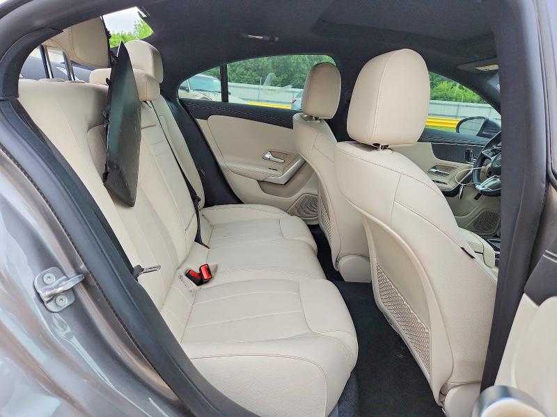 Продажа на аукционе авто 2025 Mercedes-benz Cla, vin: W1K5J4GB0SN515318, номер лота: 55271706