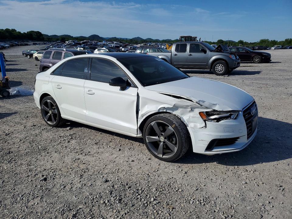 Продаж на аукціоні авто 2016 Audi A3, vin: WAUB8GFF1G1044290, номер лоту: 52087356