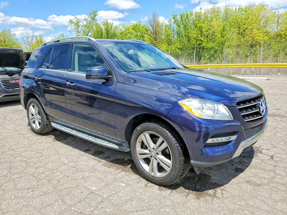 2015 Mercedes-benz Ml მანქანა იყიდება აუქციონზე, vin: 4JGDA5HB9FA593776, აუქციონის ნომერი: 53796426