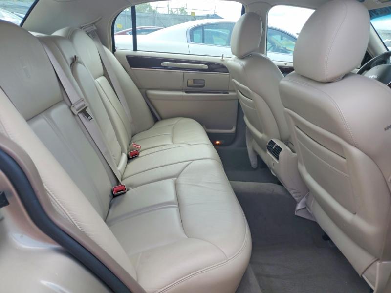 Продажа на аукционе авто 2005 Lincoln Town Car, vin: 1LNHM82W05Y630001, номер лота: 54152916