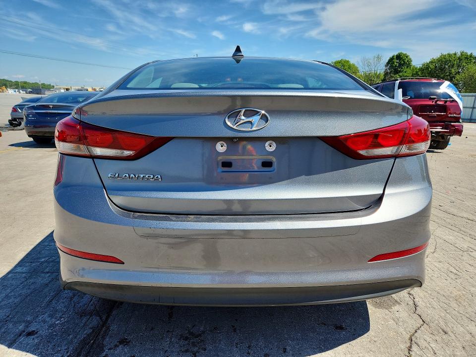 52151236 :رقم المزاد ، KMHD84LF3HU372868 vin ، 2017 Hyundai Elantra مزاد بيع