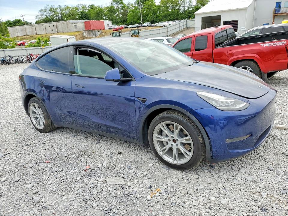 Продажа на аукционе авто 2022 Tesla Model Y, vin: 7SAYGDEE2NF439402, номер лота: 53229956