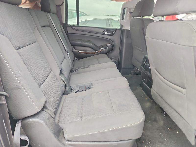 2017 Chevrolet Suburban მანქანა იყიდება აუქციონზე, vin: 1GNSKGKC8HR261832, აუქციონის ნომერი: 54876086