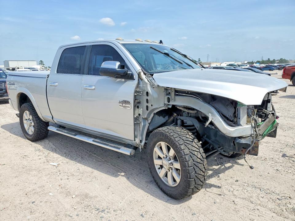 52910886 :رقم المزاد ، 3C6UR5GL3HG610378 vin ، 2017 Ram 2500 مزاد بيع