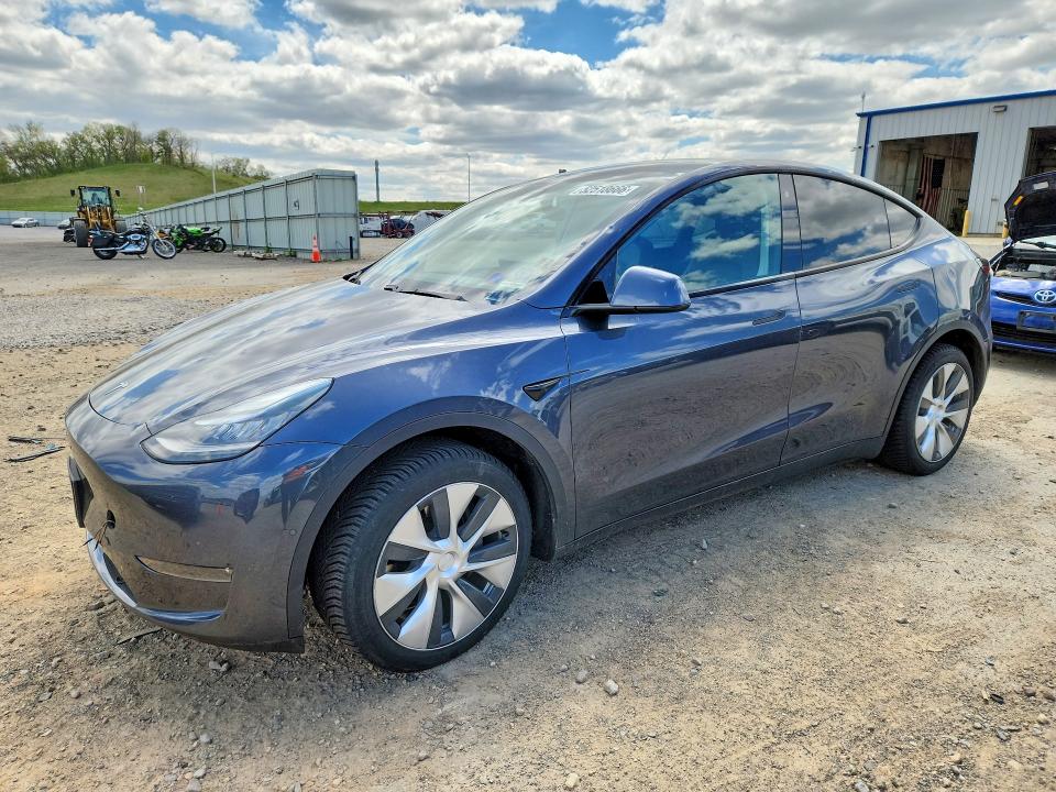 52518666 :رقم المزاد ، 5YJYGDEE5LF026657 vin ، 2020 Tesla Model Y مزاد بيع
