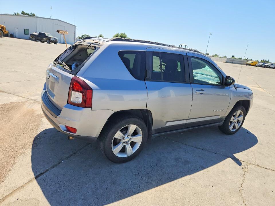 53843226 :رقم المزاد ، 1C4NJCBA4GD641360 vin ، 2016 Jeep Compass مزاد بيع