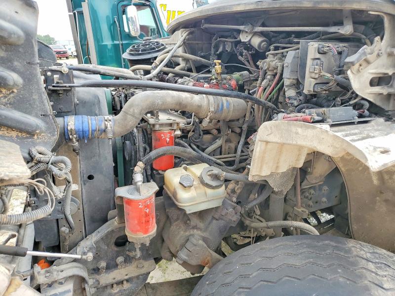Продажа на аукционе авто 2010 Freightliner M2, vin: 1FVHCYBS0ADAT6926, номер лота: 54108986