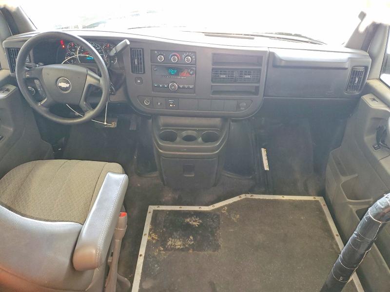 Продаж на аукціоні авто 2010 Chevrolet Express G2500, vin: 1GBZGRDG3A1105954, номер лоту: 52343216