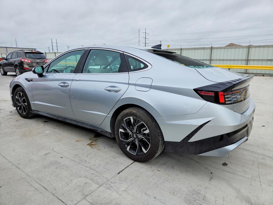 2025 Hyundai Sonata მანქანა იყიდება აუქციონზე, vin: KMHL64JA8SA452541, აუქციონის ნომერი: 53150666