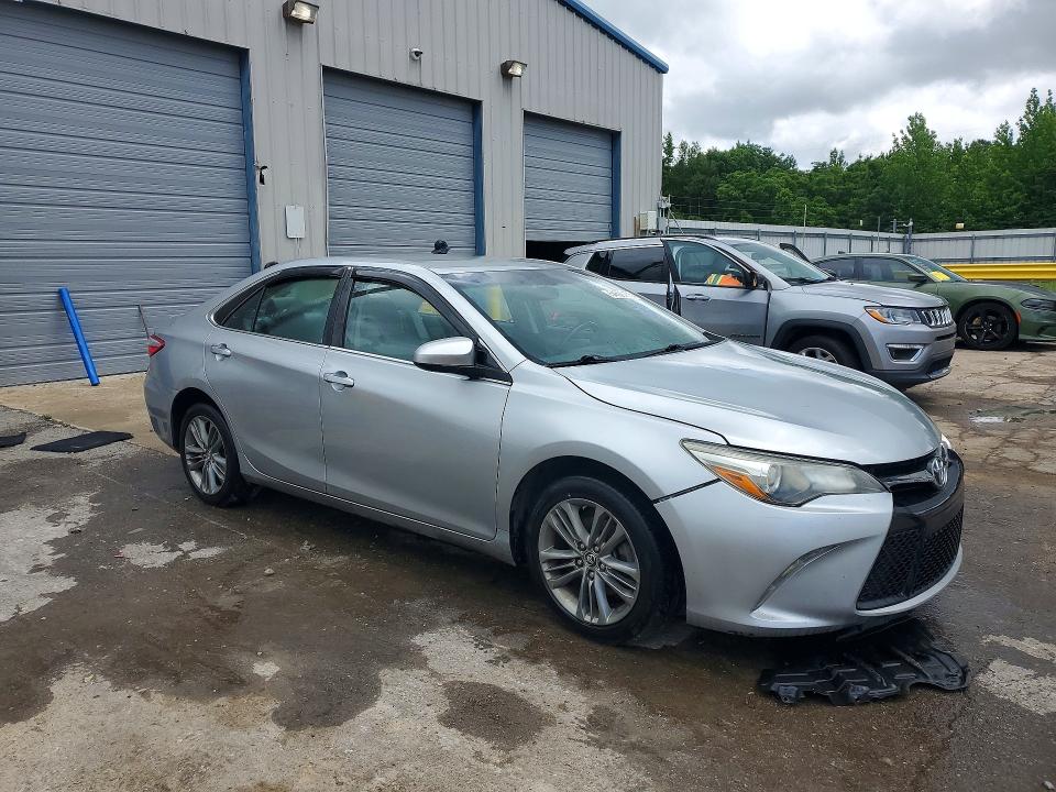 2015 Toyota Camry მანქანა იყიდება აუქციონზე, vin: 4T1BF1FK8FU493686, აუქციონის ნომერი: 54620156