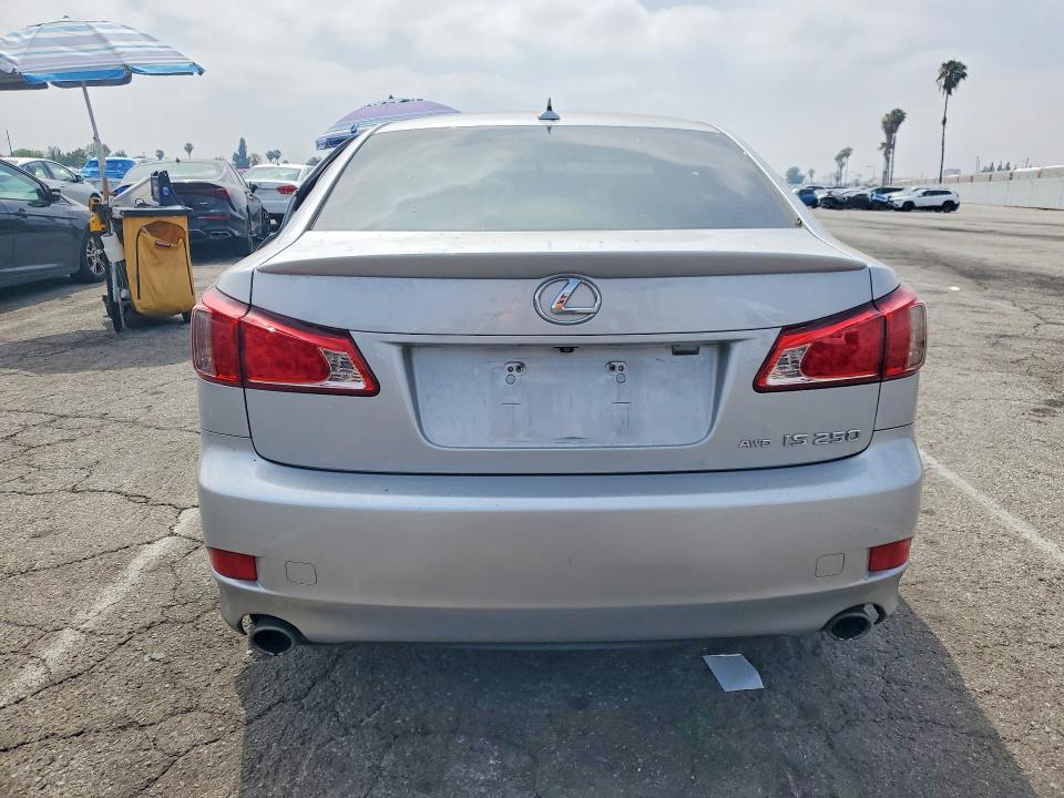 2011 Lexus Is მანქანა იყიდება აუქციონზე, vin: JTHCF5C28B5045827, აუქციონის ნომერი: 53567936
