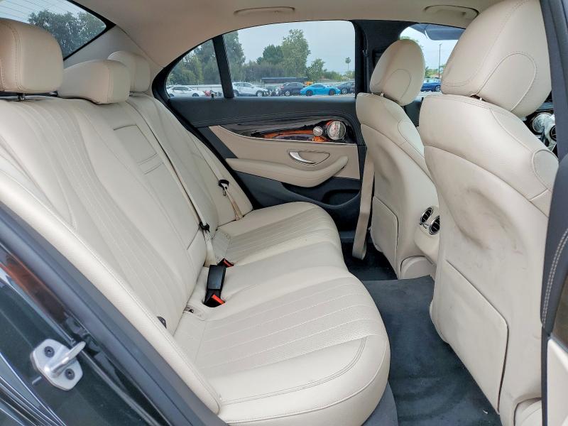 2021 Mercedes-benz E მანქანა იყიდება აუქციონზე, vin: W1KZF8DB0MA967472, აუქციონის ნომერი: 53134086