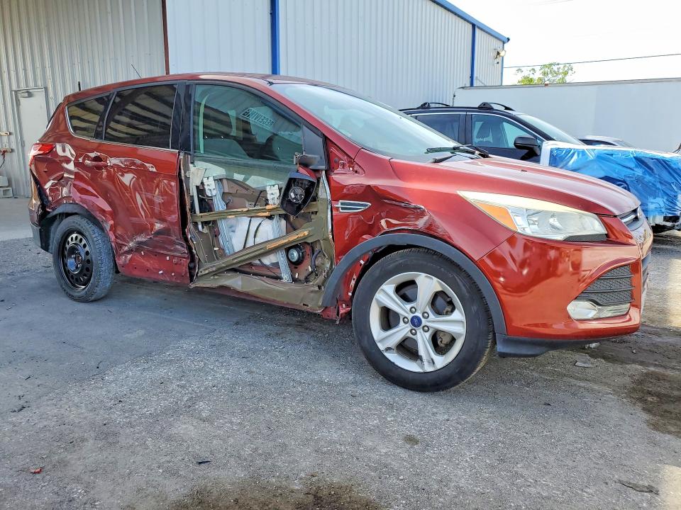 Продажа на аукционе авто 2015 Ford Escape, vin: 1FMCU0GX8FUC40303, номер лота: 52324456
