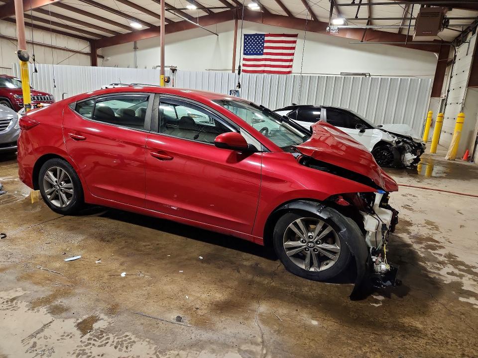 53274906 :رقم المزاد ، 5NPD84LF5JH318816 vin ، 2018 Hyundai Elantra مزاد بيع