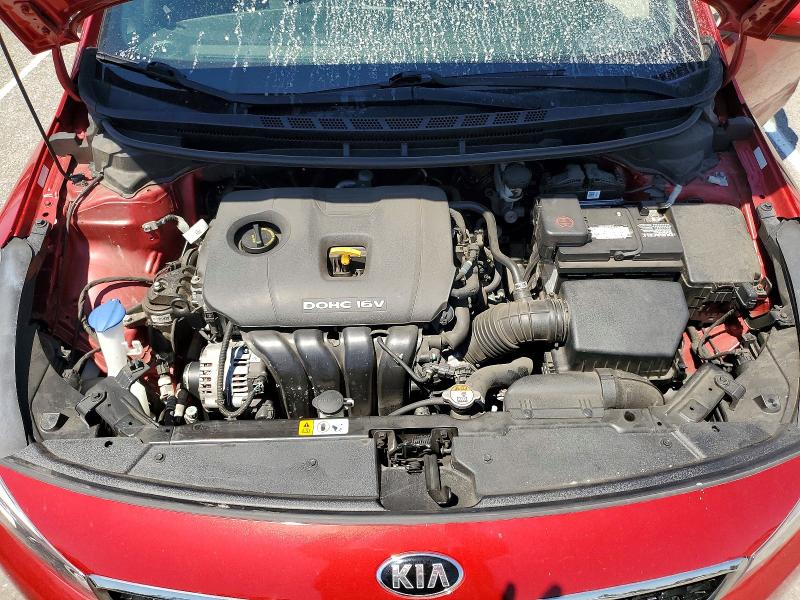 52714666 :رقم المزاد ، 3KPFL4A76JE228663 vin ، 2018 Kia Forte مزاد بيع