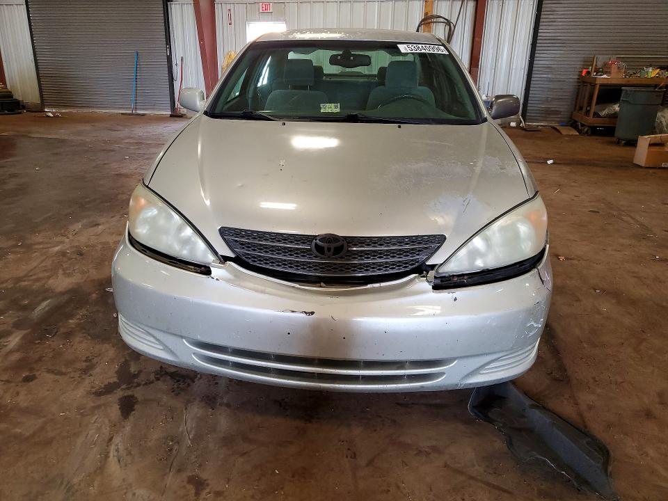 2002 Toyota Camry მანქანა იყიდება აუქციონზე, vin: 4T1BE32KX2U520384, აუქციონის ნომერი: 53840996