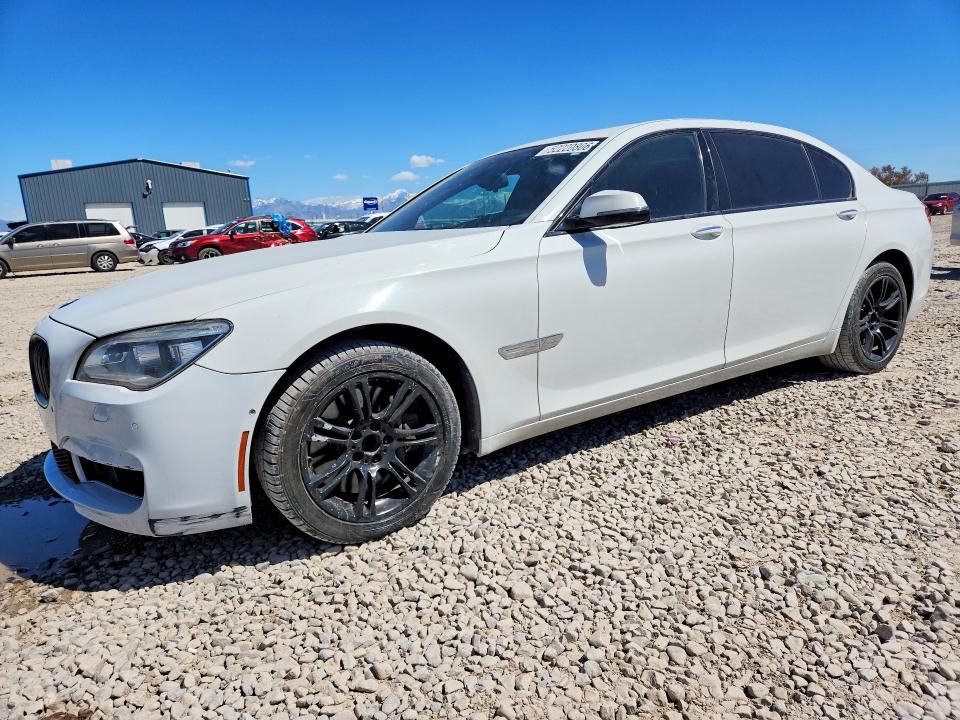 52220806 :رقم المزاد ، WBAYF8C57DD140596 vin ، 2013 Bmw 750 مزاد بيع