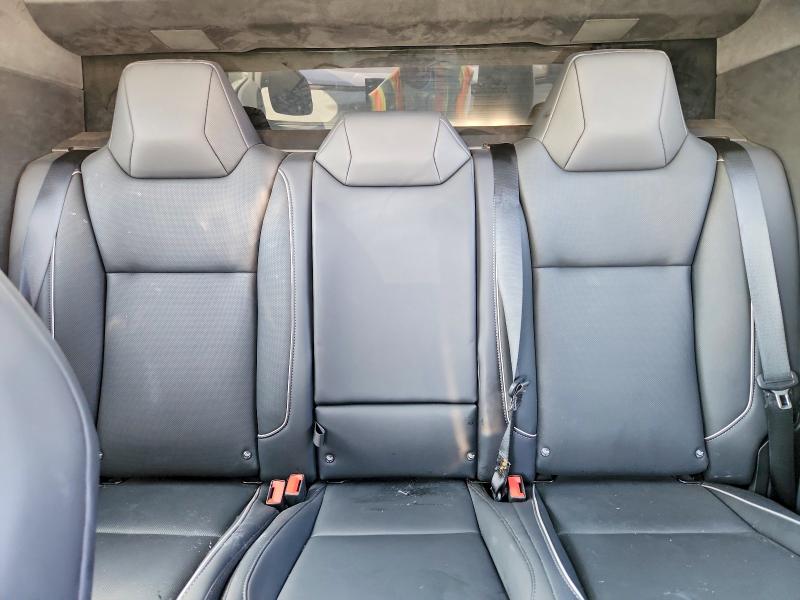 Продаж на аукціоні авто 2025 Tesla Cybertruck, vin: 7G2CEHED8SA073141, номер лоту: 52459736