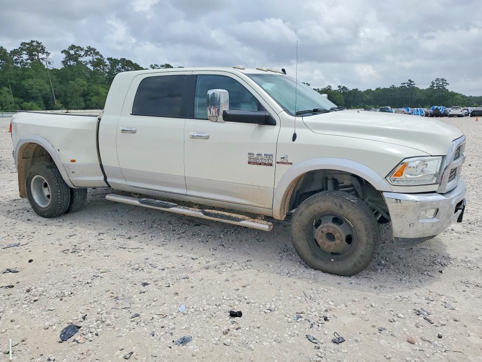 53711836 :رقم المزاد ، 3C63RRML2JG339746 vin ، 2018 Ram 3500 مزاد بيع
