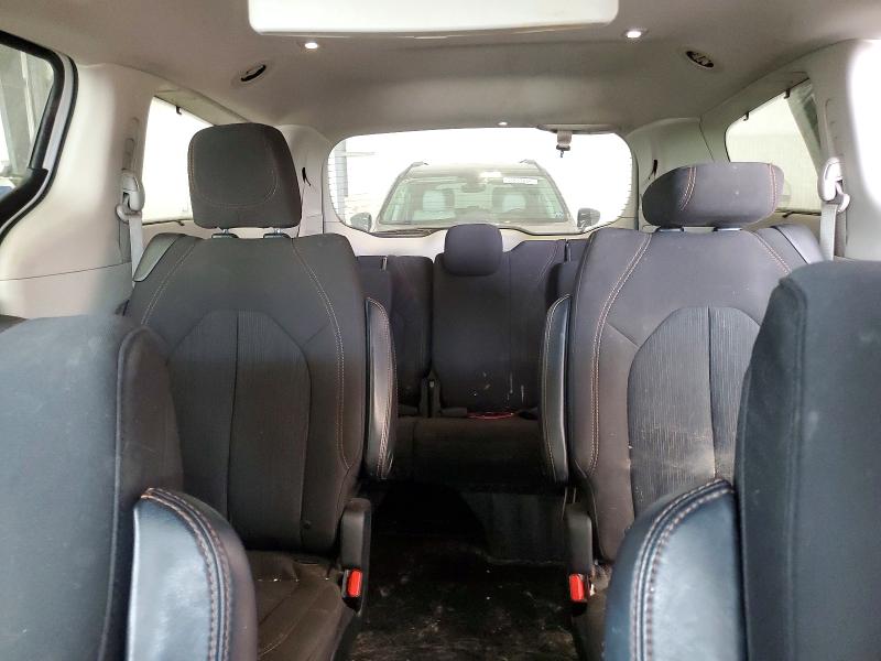 53708466 :رقم المزاد ، 2C4RC1BG5HR768380 vin ، 2017 Chrysler Pacifica مزاد بيع