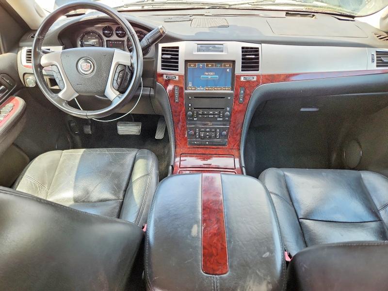 Продажа на аукционе авто 2007 Cadillac Escalade, vin: 3GYFK62867G300779, номер лота: 52372056