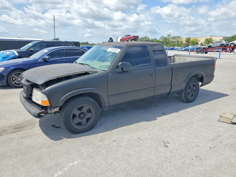 52408506 :رقم المزاد ، 1GTCS19W328160219 vin ، 2002 Gmc Sonoma مزاد بيع