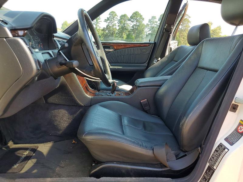 1998 Mercedes-benz E-class მანქანა იყიდება აუქციონზე, vin: WDBJF65F9WA653284, აუქციონის ნომერი: 53492546