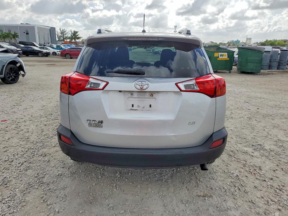 54890286 :رقم المزاد ، JTMZFREV3FD071404 vin ، 2015 Toyota Rav4 مزاد بيع