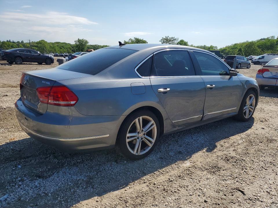 Продажа на аукционе авто 2013 Volkswagen Passat, vin: 1VWCN7A34DC120837, номер лота: 52714196
