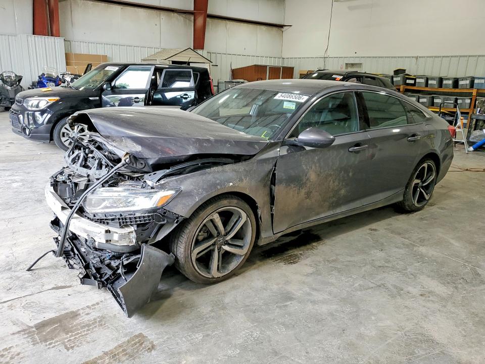 Auction sale of the 2018 Honda Accord, vin: 1HGCV1F31JA122143, lot number: 54086506