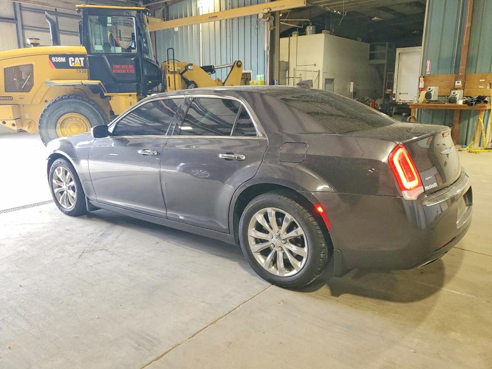 52532936 :رقم المزاد ، 2C3CCAKG6JH256343 vin ، 2018 Chrysler 300 مزاد بيع