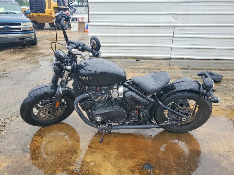 2018 Triumph Motorcycle Bonneville მანქანა იყიდება აუქციონზე, vin: SMTD53HL0JT881593, აუქციონის ნომერი: 52871906