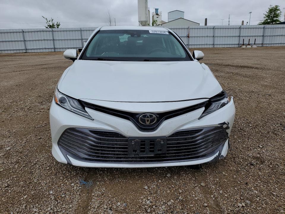 Продажа на аукционе авто 2018 Toyota Camry, vin: 4T1B11HK3JU113982, номер лота: 53973036