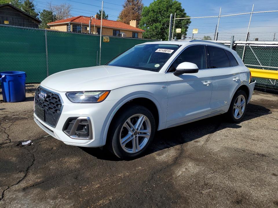 54149016 :رقم المزاد ، WA1E2AFY2M2046243 vin ، 2021 Audi Q5 E مزاد بيع