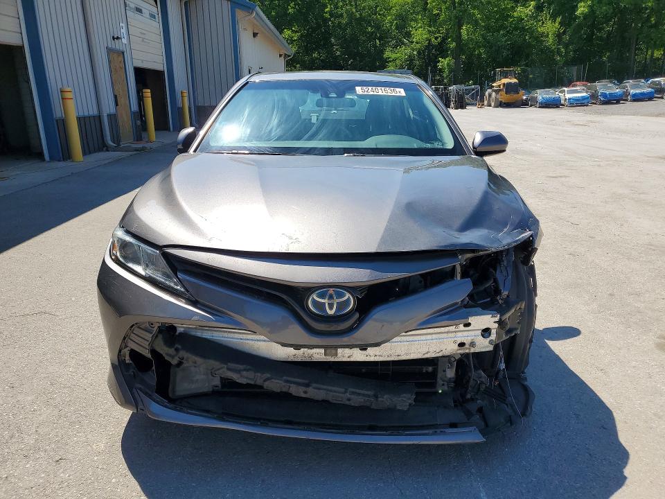2018 Toyota Camry მანქანა იყიდება აუქციონზე, vin: 4T1B31HK8JU002029, აუქციონის ნომერი: 52401636