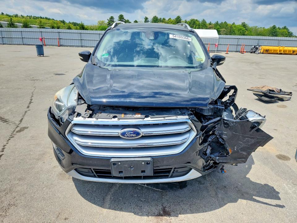 2017 Ford Escape მანქანა იყიდება აუქციონზე, vin: 1FMCU9JD2HUA07216, აუქციონის ნომერი: 54109366