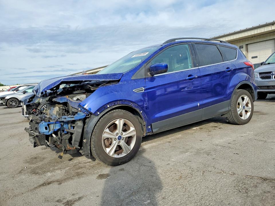 2015 Ford Escape მანქანა იყიდება აუქციონზე, vin: 1FMCU9GX9FUB38464, აუქციონის ნომერი: 53885396