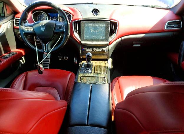 2018 Maserati Ghibli მანქანა იყიდება აუქციონზე, vin: ZAM57YTA6J1299926, აუქციონის ნომერი: 51984036
