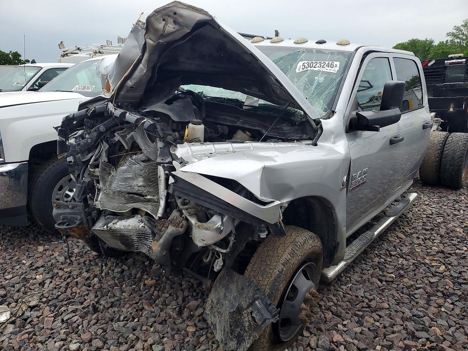 53023246 :رقم المزاد ، 3C63RRGL3GG180451 vin ، 2016 Ram 3500 مزاد بيع