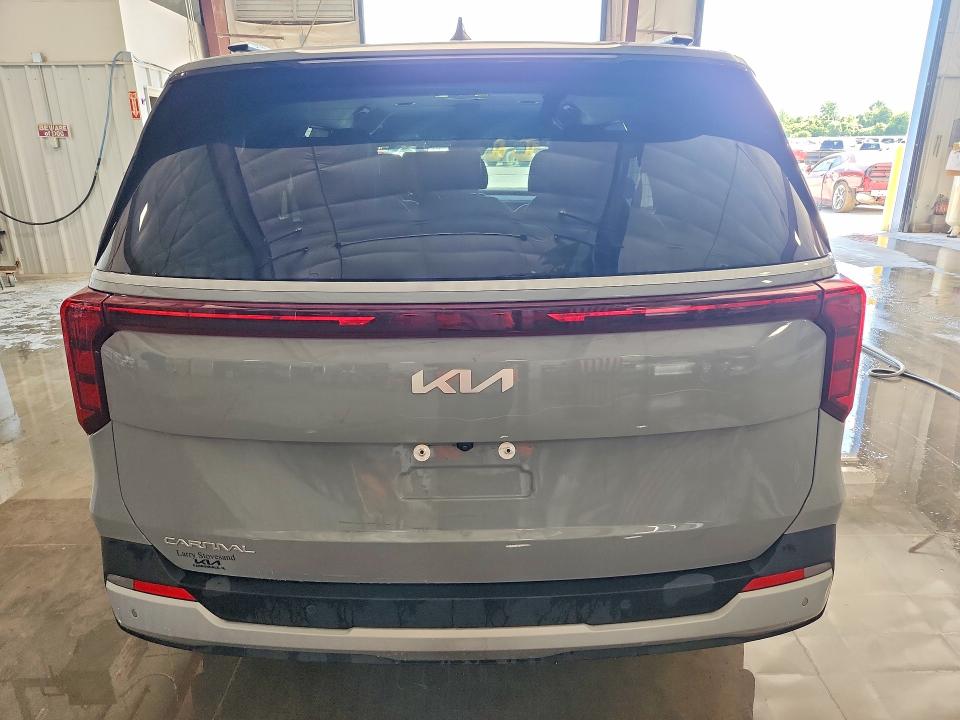 2026 Kia Carnival მანქანა იყიდება აუქციონზე, vin: KNDNC5K30T6568025, აუქციონის ნომერი: 53648026