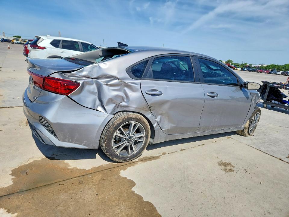 2023 Kia Forte მანქანა იყიდება აუქციონზე, vin: 3KPF24AD3PE606455, აუქციონის ნომერი: 52352716