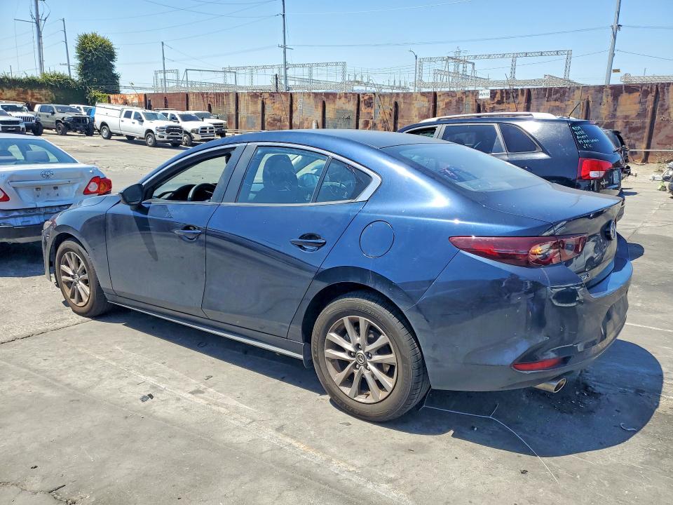 52237646 :رقم المزاد ، JM1BPAAL5M1345141 vin ، 2021 Mazda 3 مزاد بيع