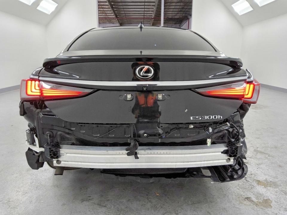 52124886 :رقم المزاد ، 58ADA1C14SU061330 vin ، 2025 Lexus Es 300h مزاد بيع