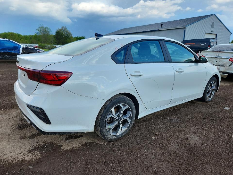 Продажа на аукционе авто 2021 Kia Forte, vin: 3KPF24AD7ME410014, номер лота: 52216276